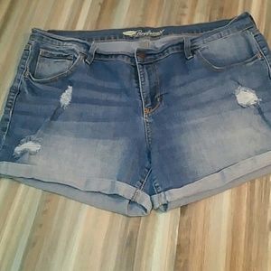 Old Navy Boyfriend shorts
